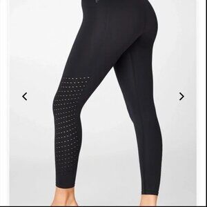 ✨NWT Fabletics Sync High Waisted Perforated 7/8 Black Leggings